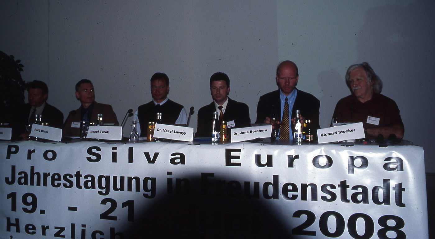 international panel